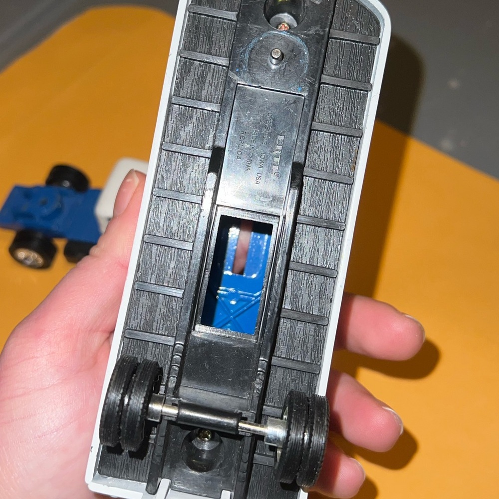 Limited Edition 1937 Ford Tractor Trailer Bank Atlas Van Lines Coin Bank - Picture 12 of 14